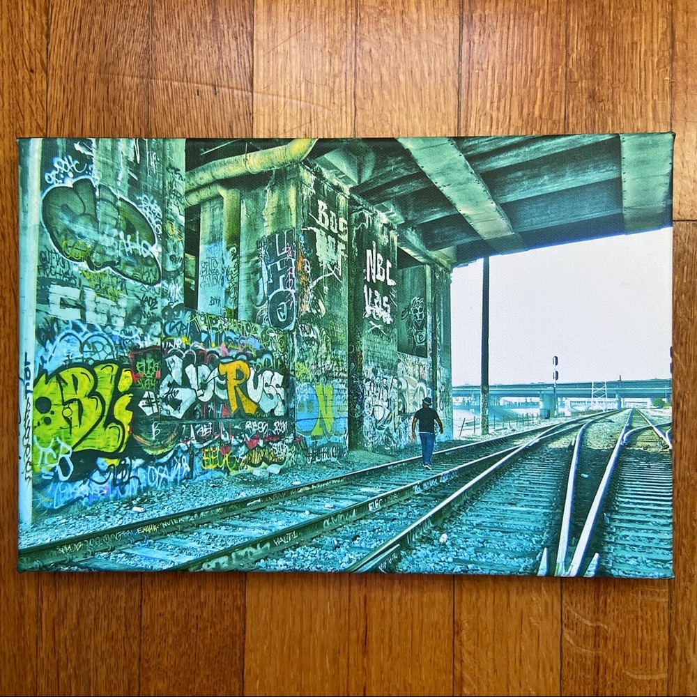 GRAF TRACKS - Blue - Los Angeles, CA
